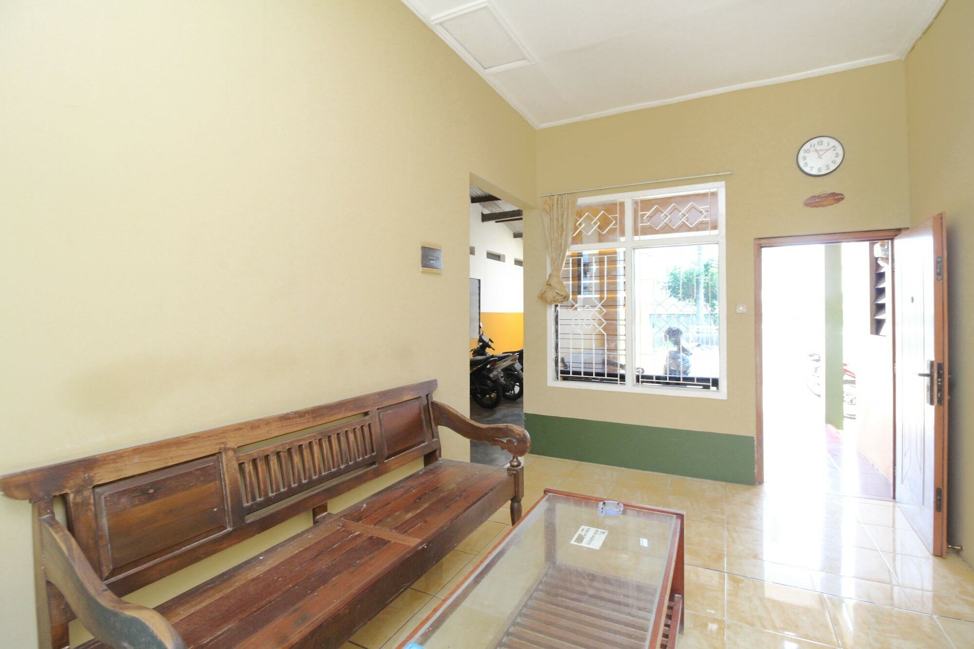 Reddoorz Syariah Near Prpp Semarang Hotel Buitenkant foto